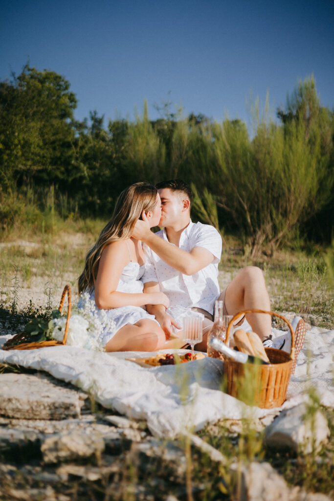 Hailey and Tanner together during their Canyon Lake picnic engagement photos